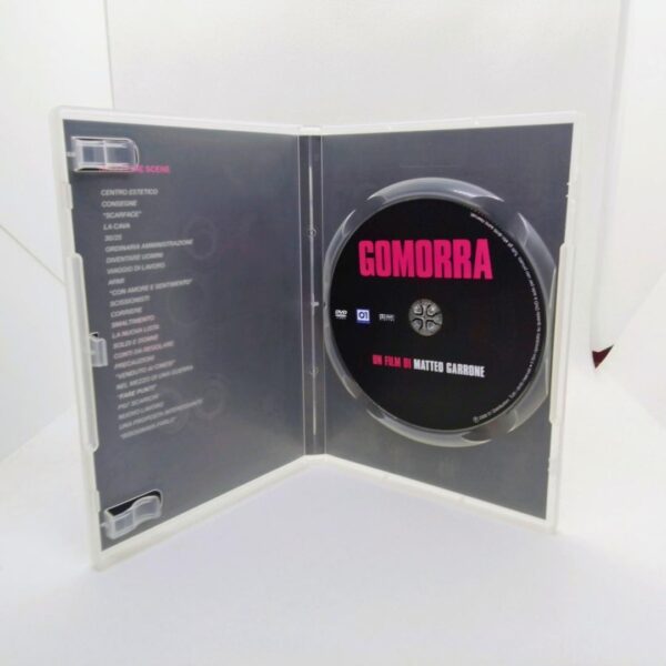 Gomorra 2008 film dvd completo interno