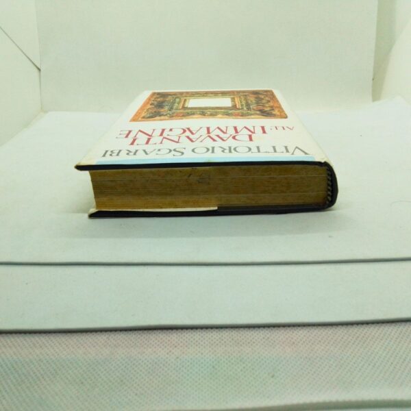 Libro davanti all immagine vittorio sgarbi 1989 lato superiore