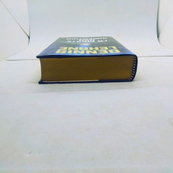 Libro romanzo la morte non dimentica mystic river dennis lehane lato superiore