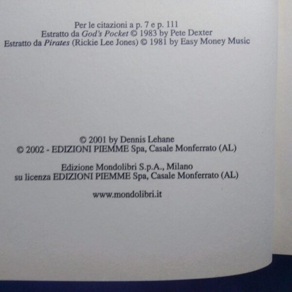 Libro romanzo la morte non dimentica mystic river dennis lehane interno edizione