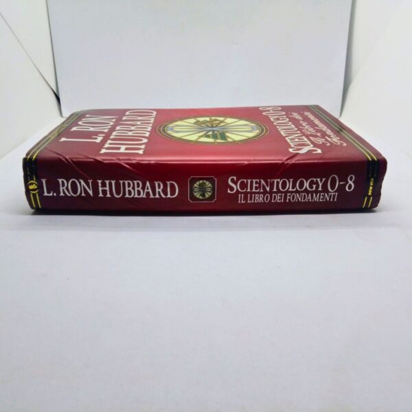 Libro scientology o 8 il libro dei fondamenti ron hubbard 2007 lato destro- ( costa)