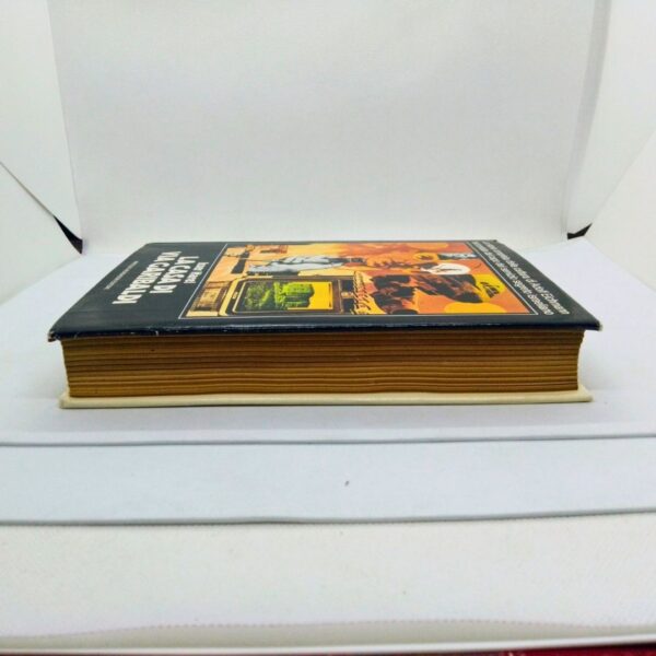 libro la casa di via garibaldi Isser Harel Mondadori 1976 prima edizione lato destro
