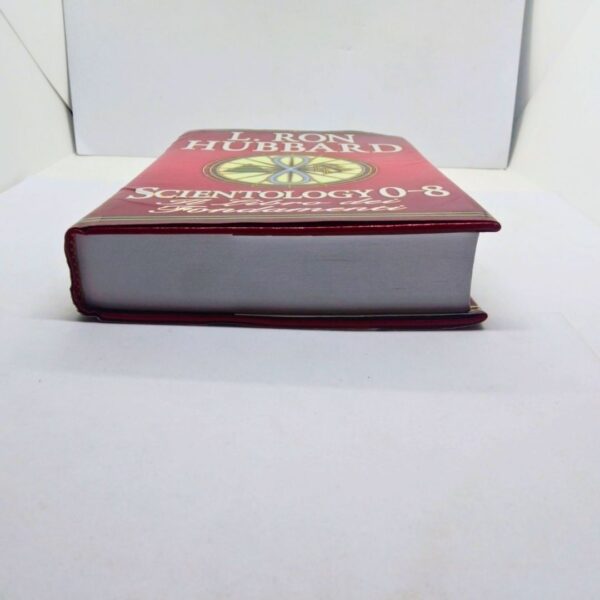 Libro scientology o 8 il libro dei fondamenti ron hubbard 2007 lato inferiore